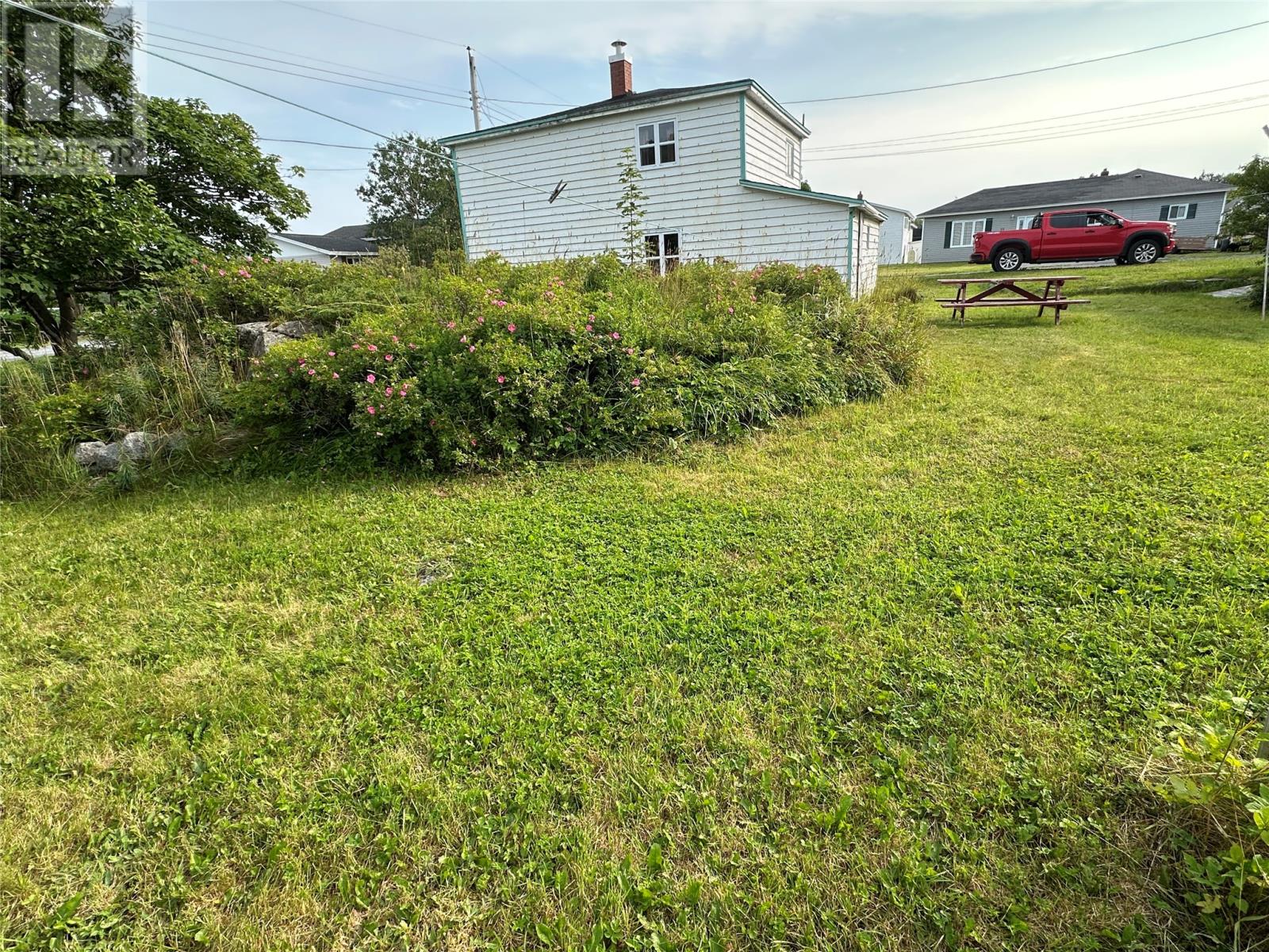 32 Marsh Road Property Photo 6