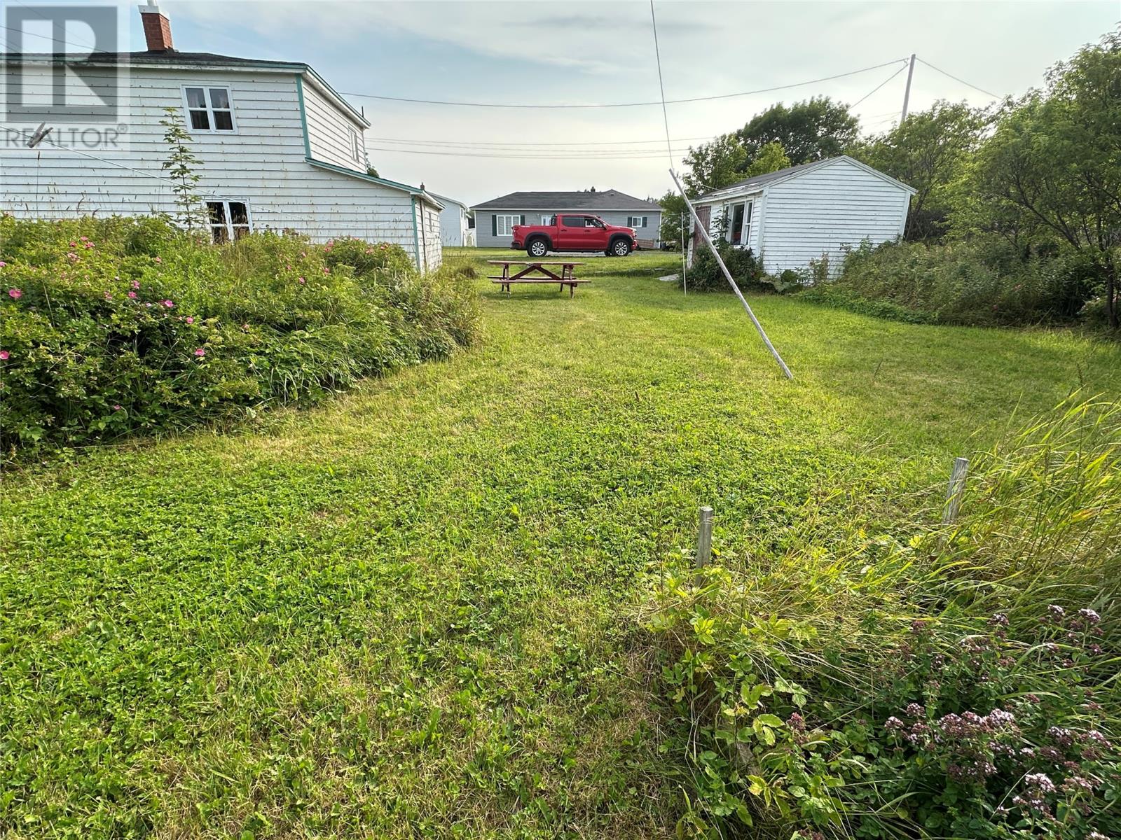 32 Marsh Road Property Photo 7