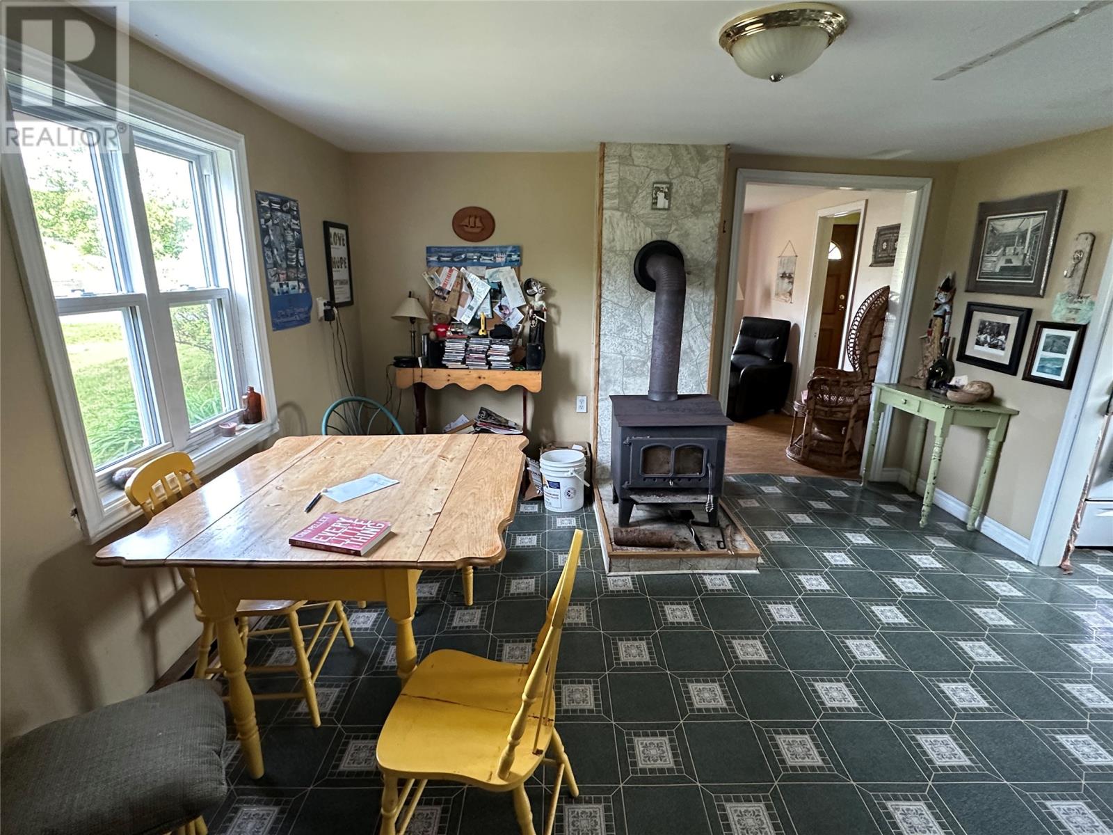 32 Marsh Road Property Photo 8