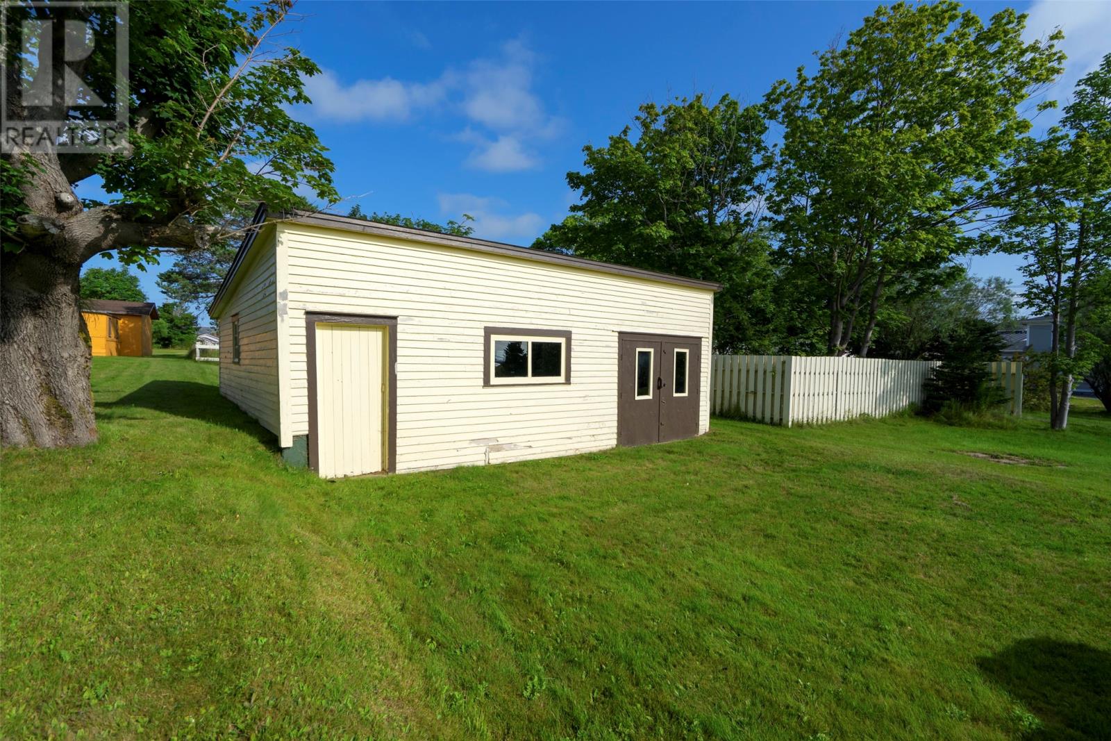 247 Water Street Property Photo 7