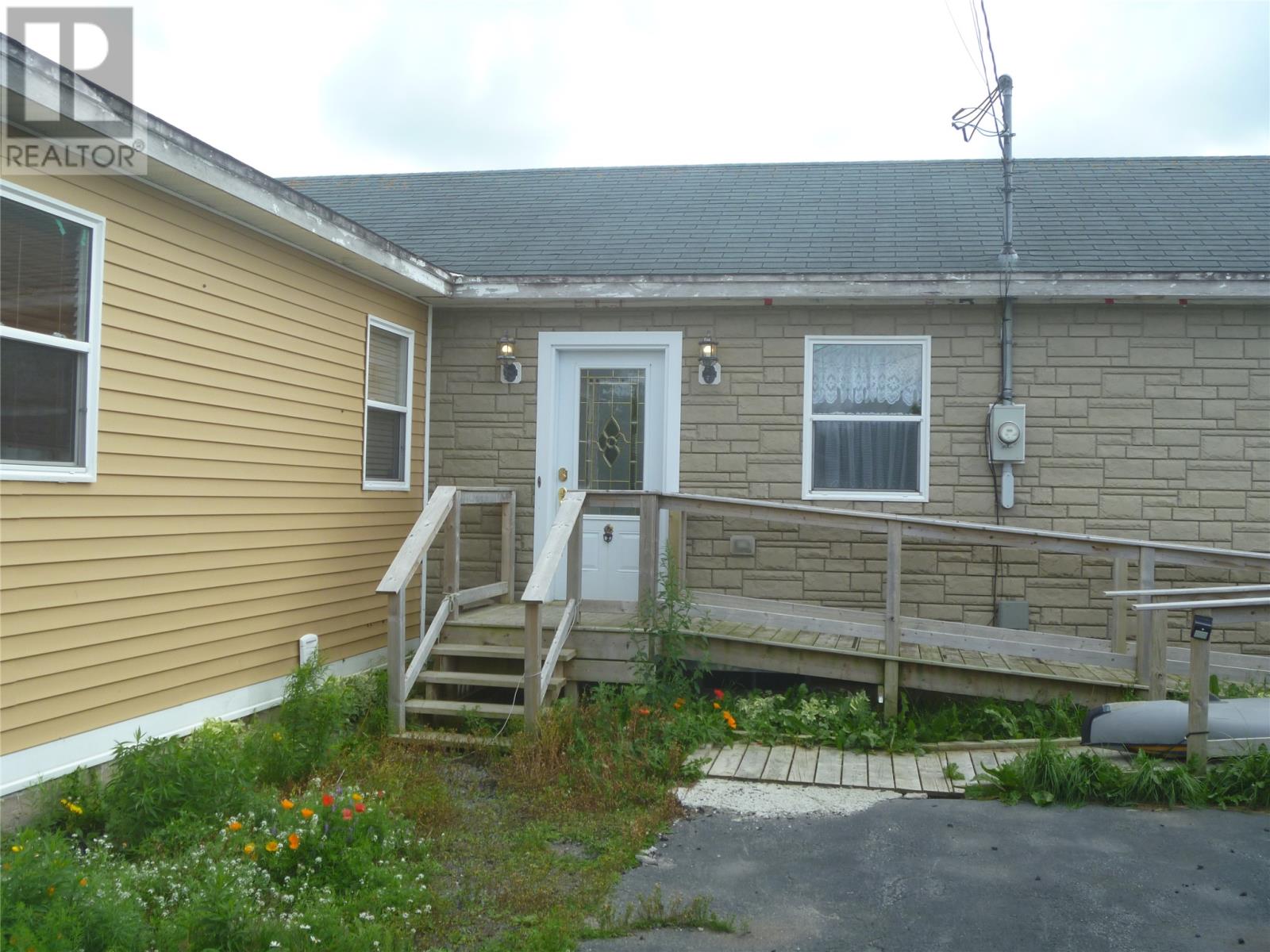 34 Mahaneys Lane Property Photo 1