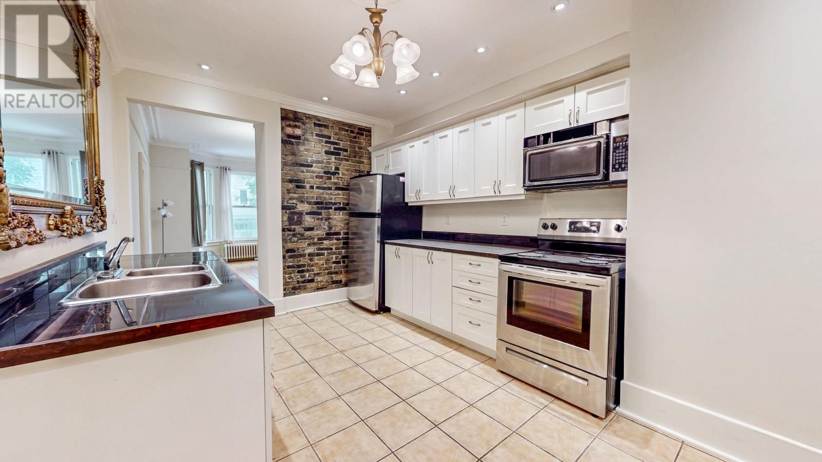 7 Topsail Road Property Photo 11
