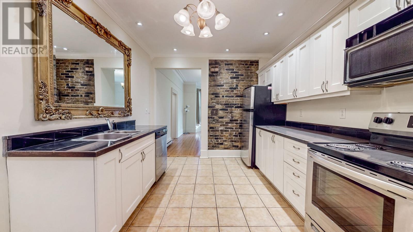 7 Topsail Road Property Photo 12