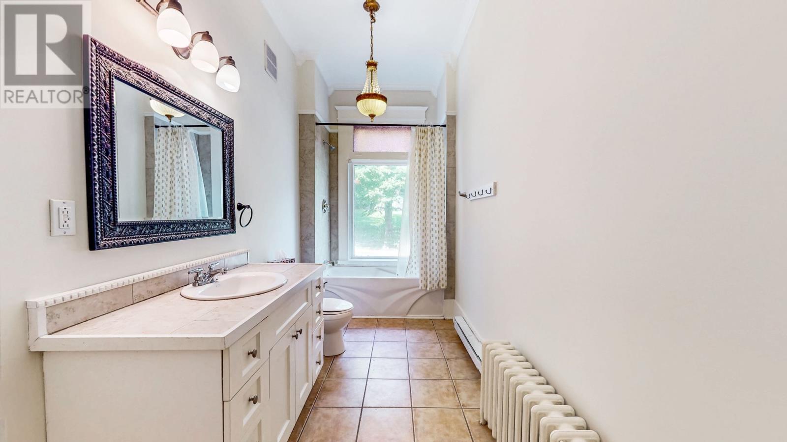 7 Topsail Road Property Photo 14