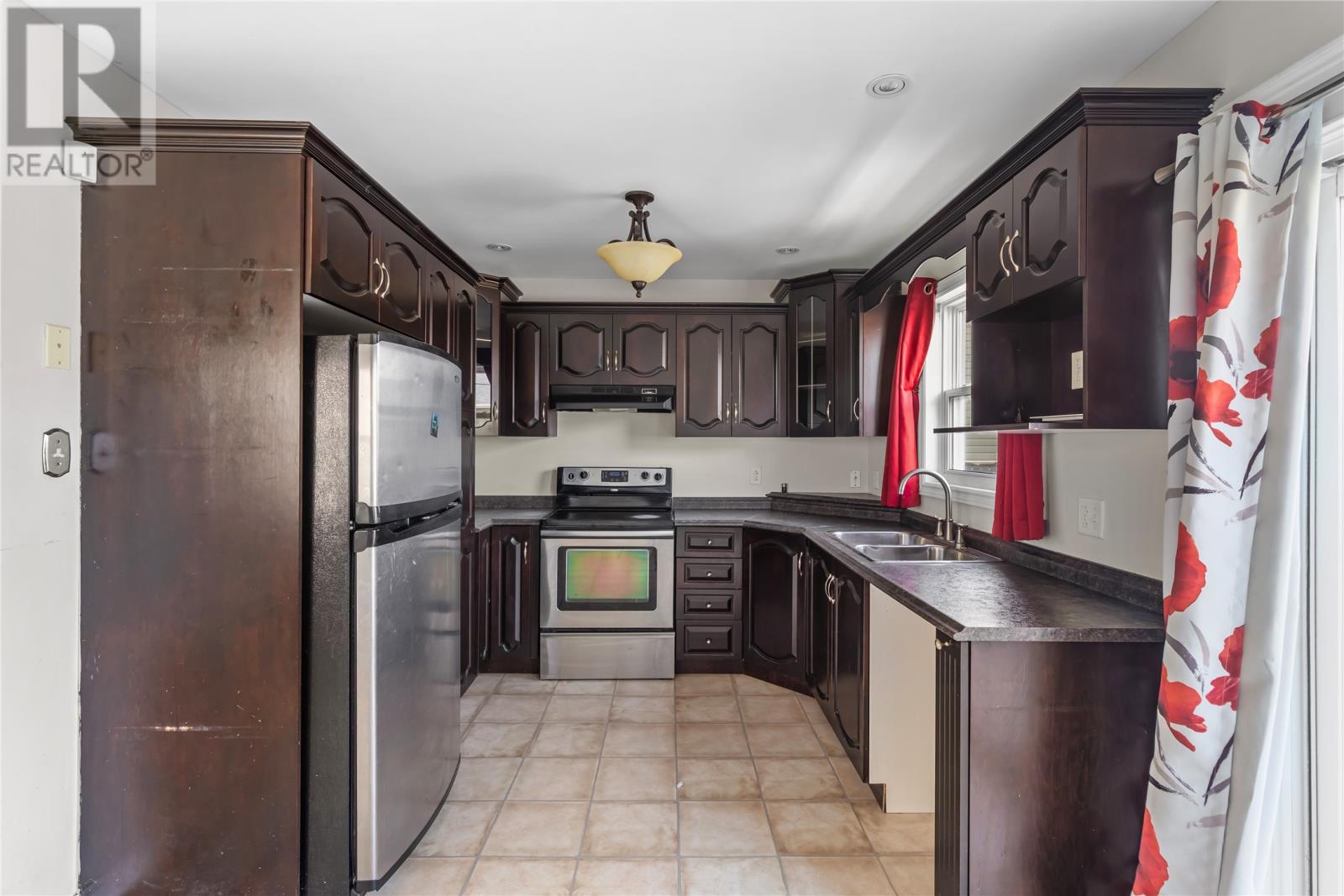 3 Sprucedale Drive Property Photo 10
