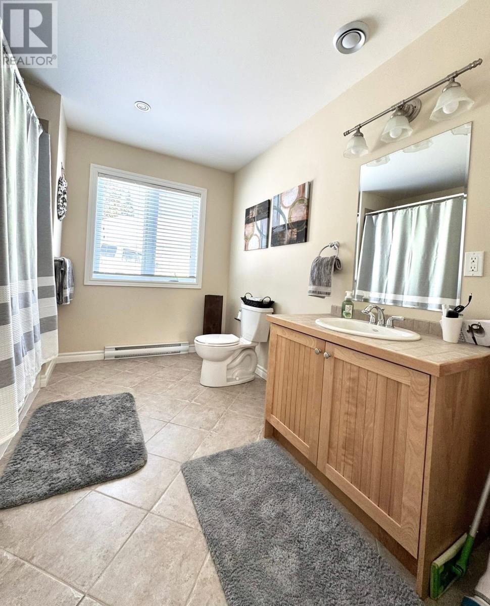 9 Brook Close Property Photo 11