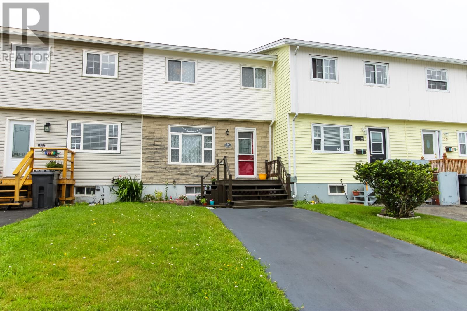 60 Lindbergh Crescent