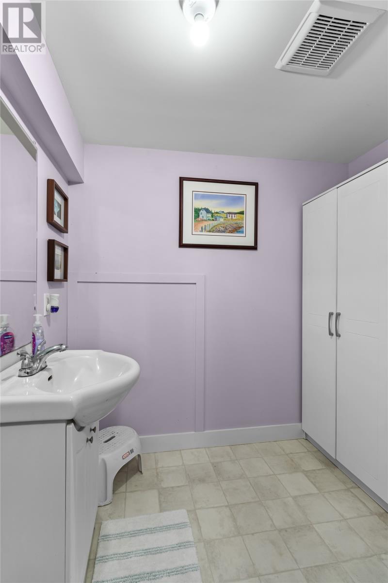 4 Raleigh Street Property Photo 26