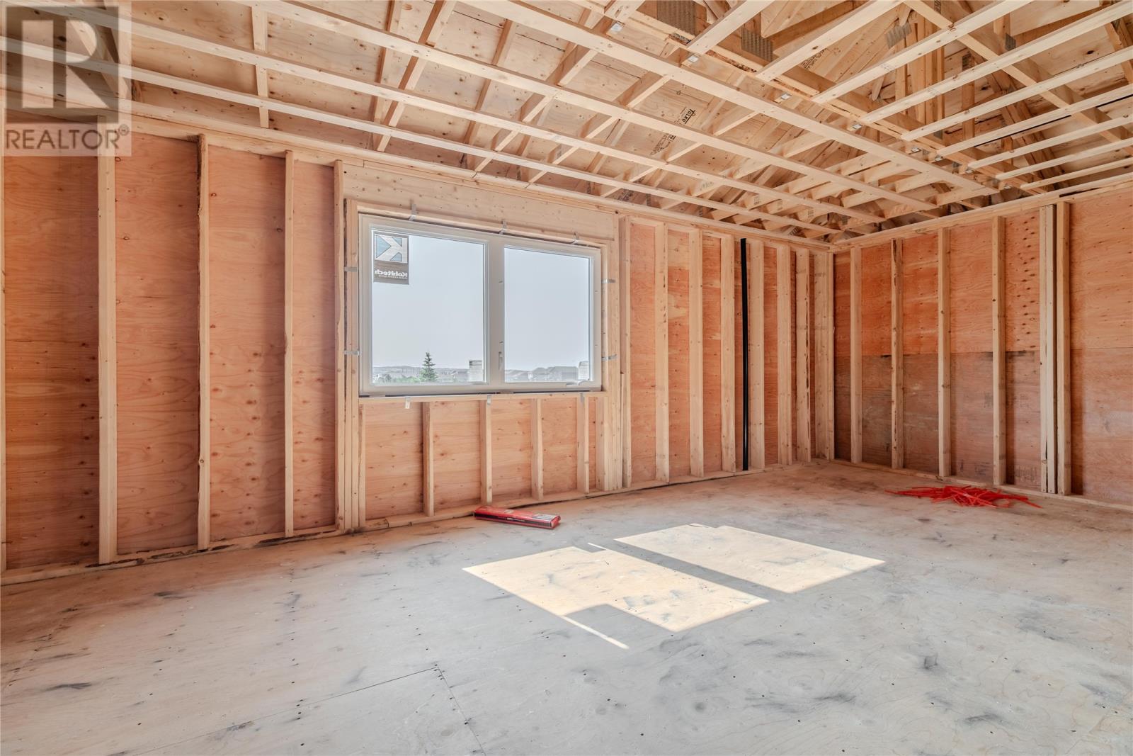 204 St Thomas Line Property Photo 14
