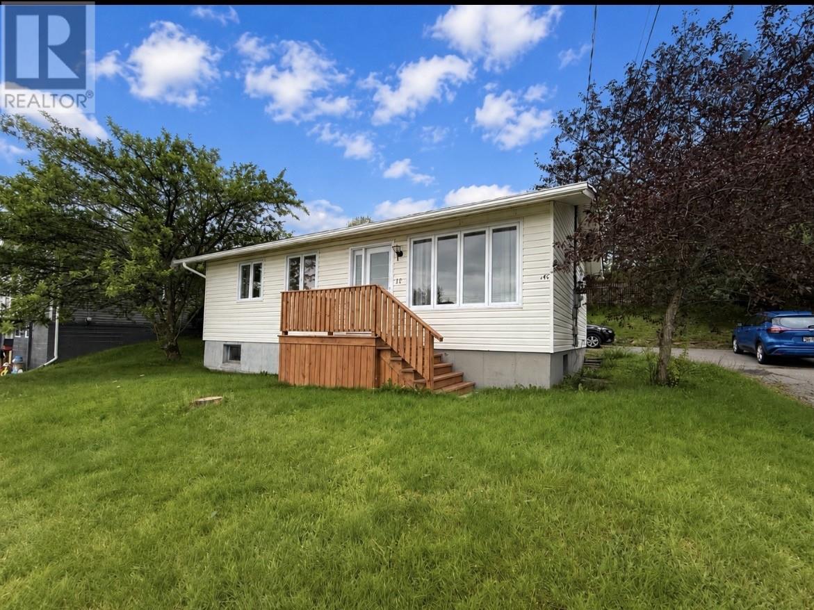 11 Caribou Road Property Photo 1