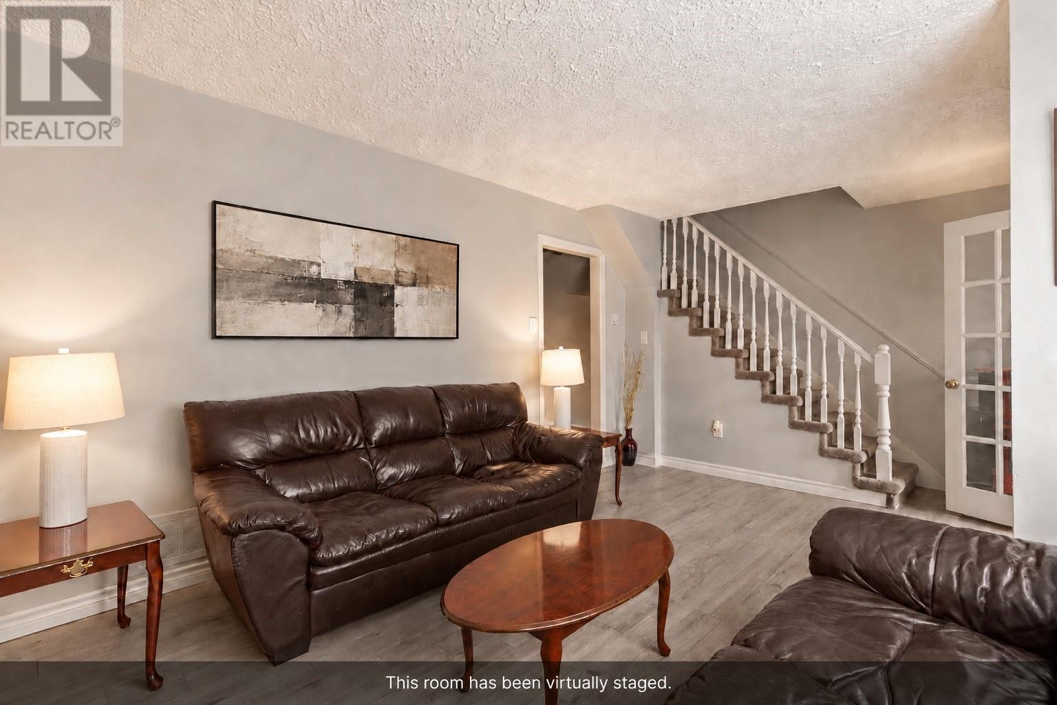 24 Bragg Crescent Property Photo 5