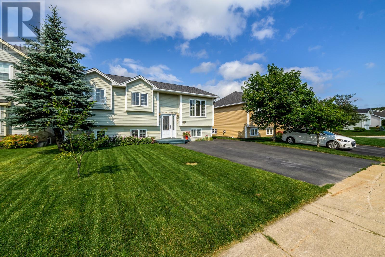 4 Panoramic Place Property Photo 1