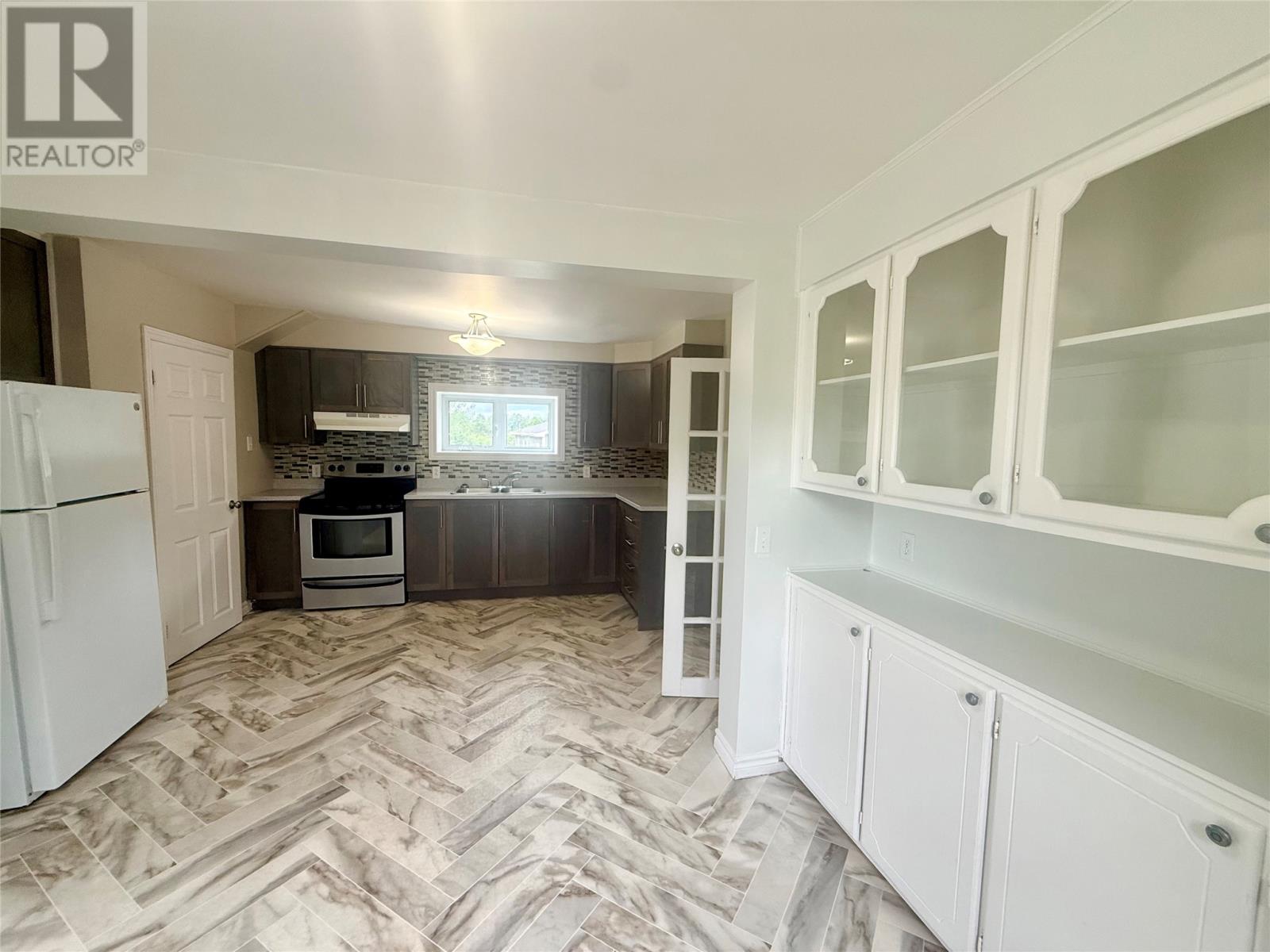 2 Eighteenth Avenue Property Photo 8