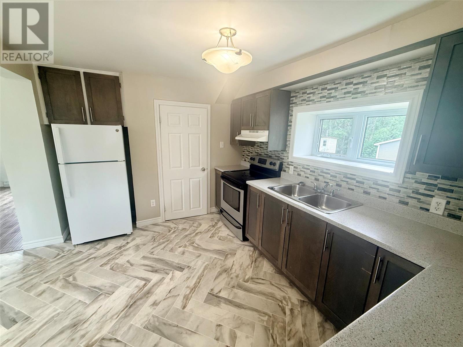 2 Eighteenth Avenue Property Photo 14