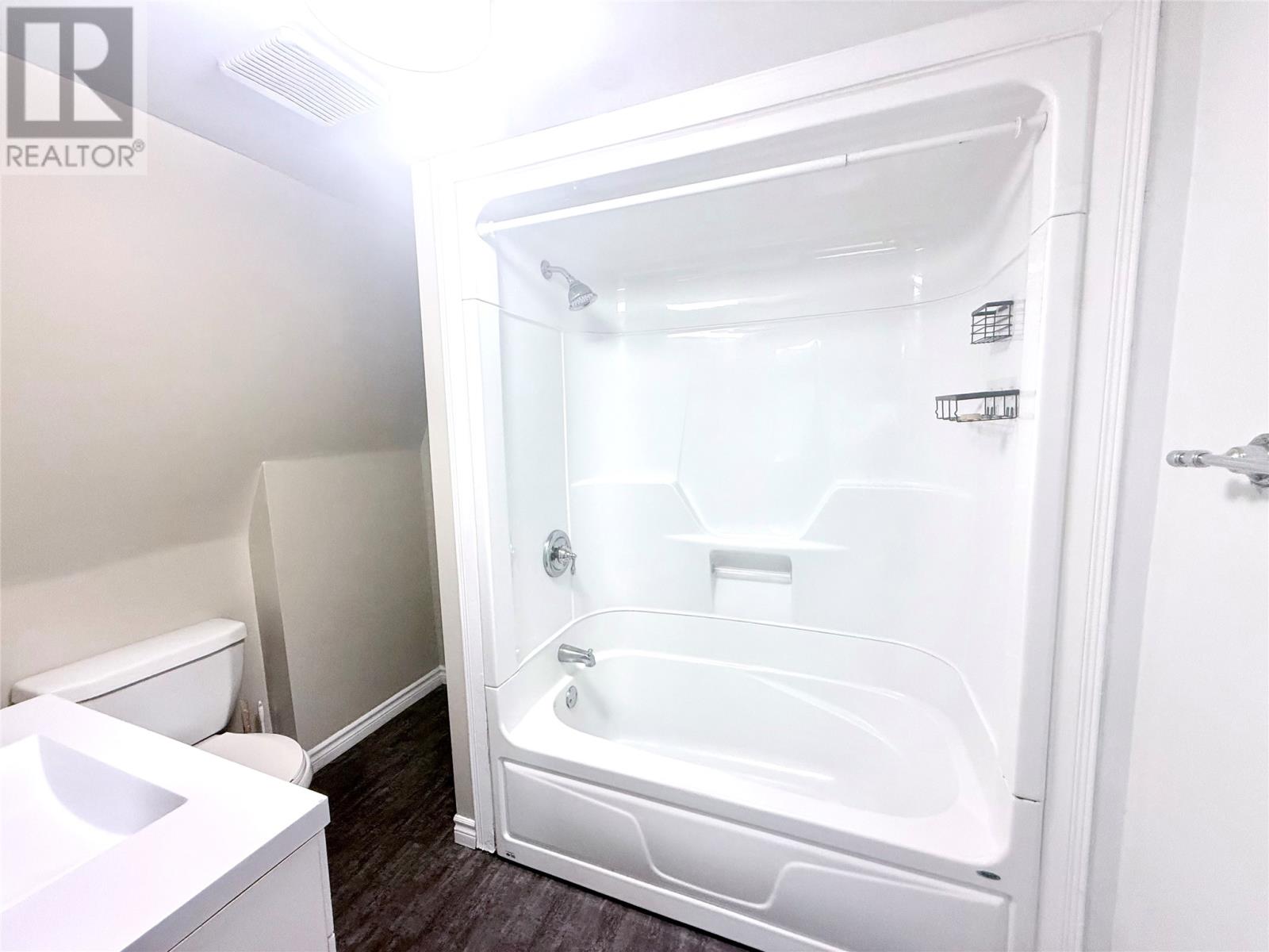 2 Eighteenth Avenue Property Photo 29