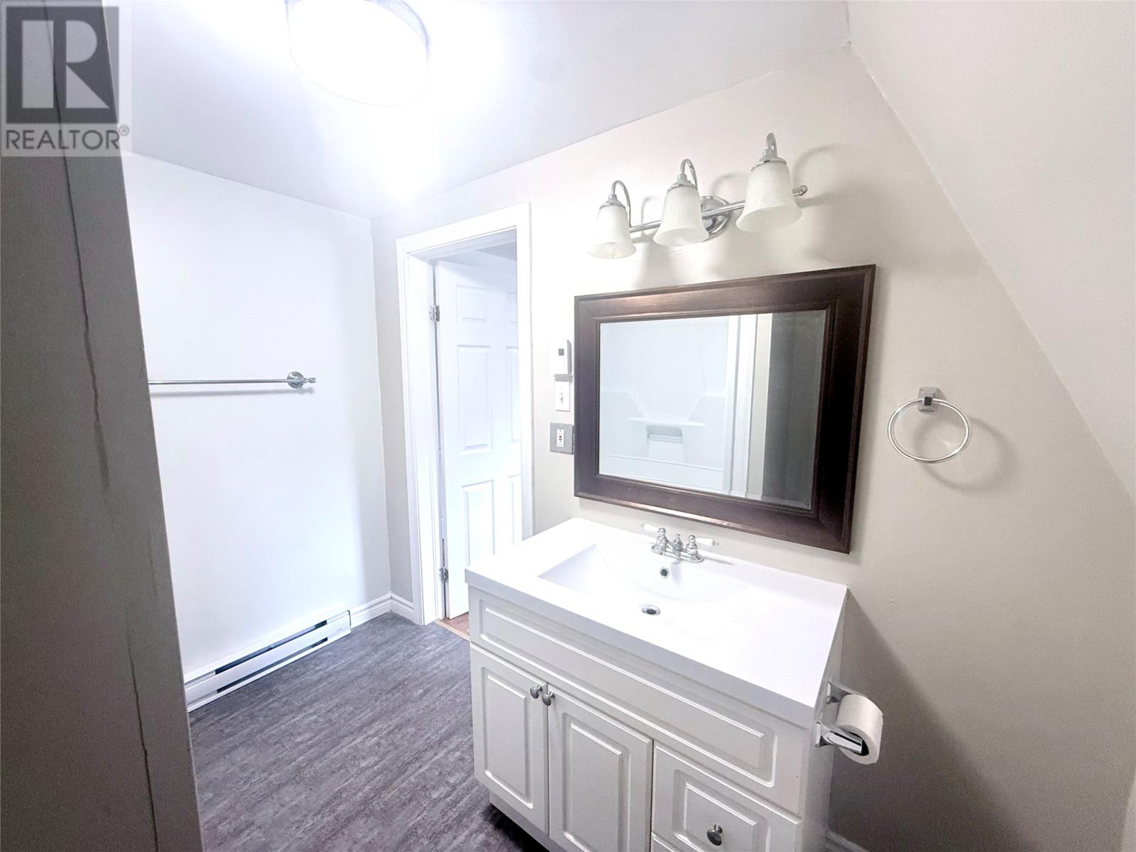 2 Eighteenth Avenue Property Photo 31