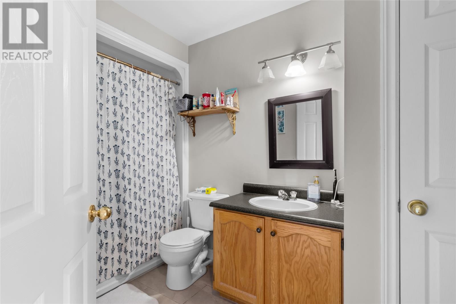 70 Winslow Street Property Photo 10