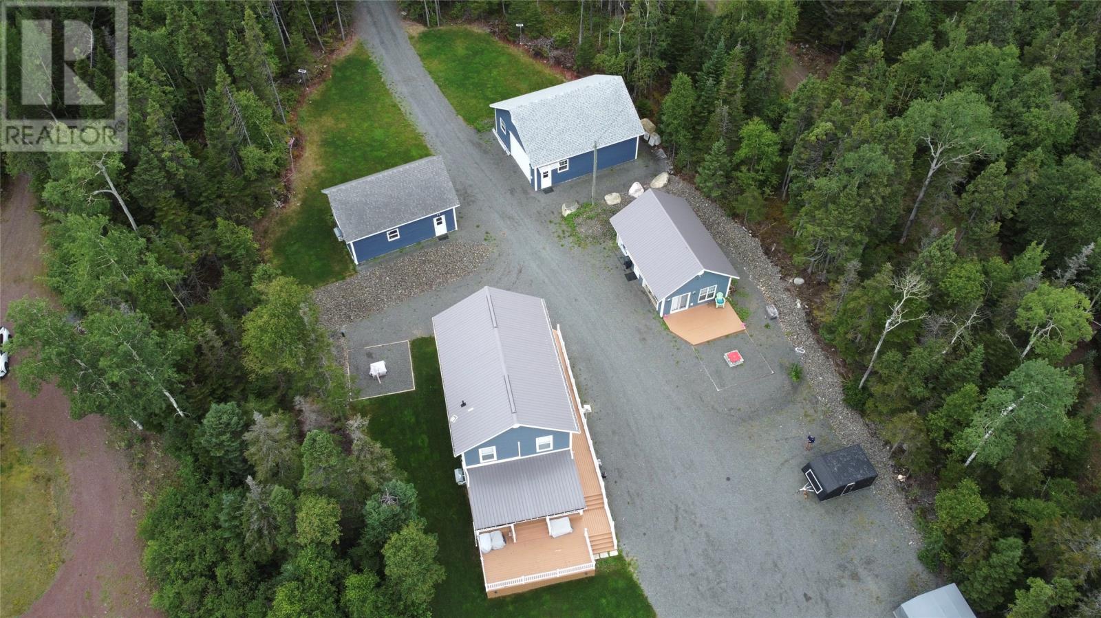 B26 Crooked Lake Road Property Photo 9