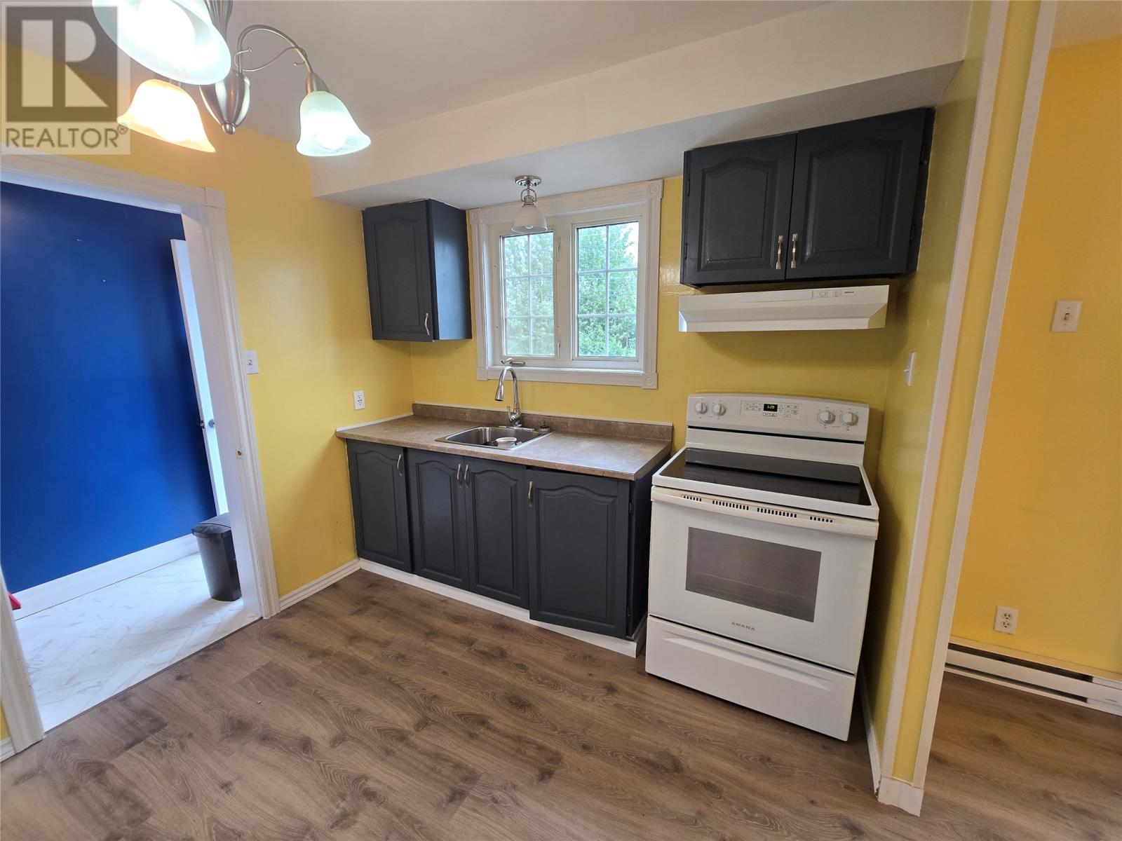 506 Tamarack Drive Property Photo 7