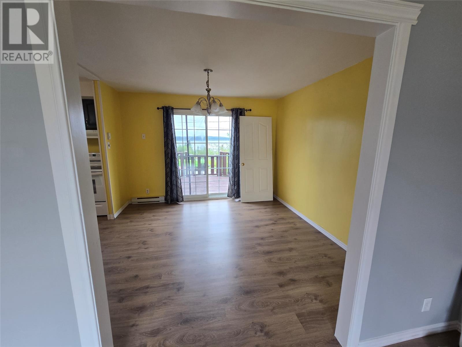 506 Tamarack Drive Property Photo 12