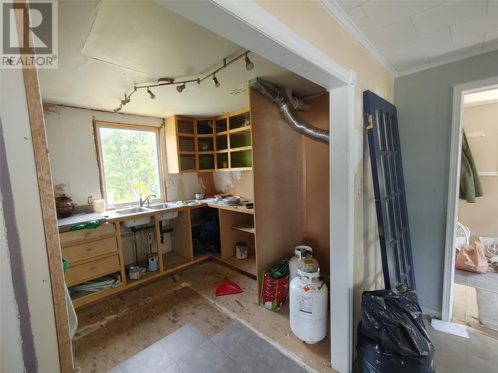 31 Main Road Property Photo 12
