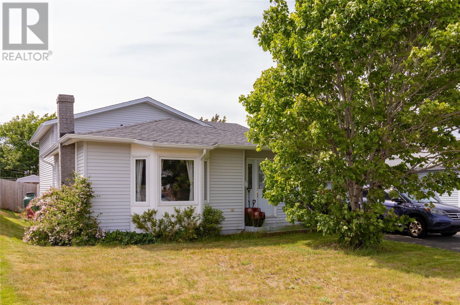 2 Benson Place Property Photo 1