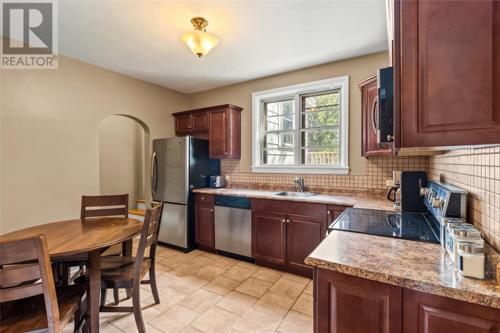 38 Forest Road Property Photo 9