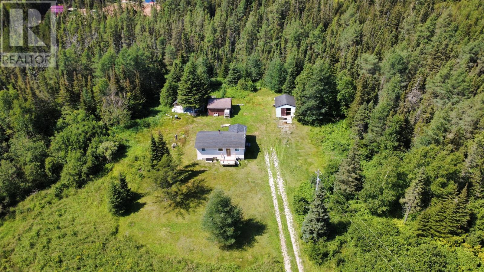 38-44 Juniper Avenue