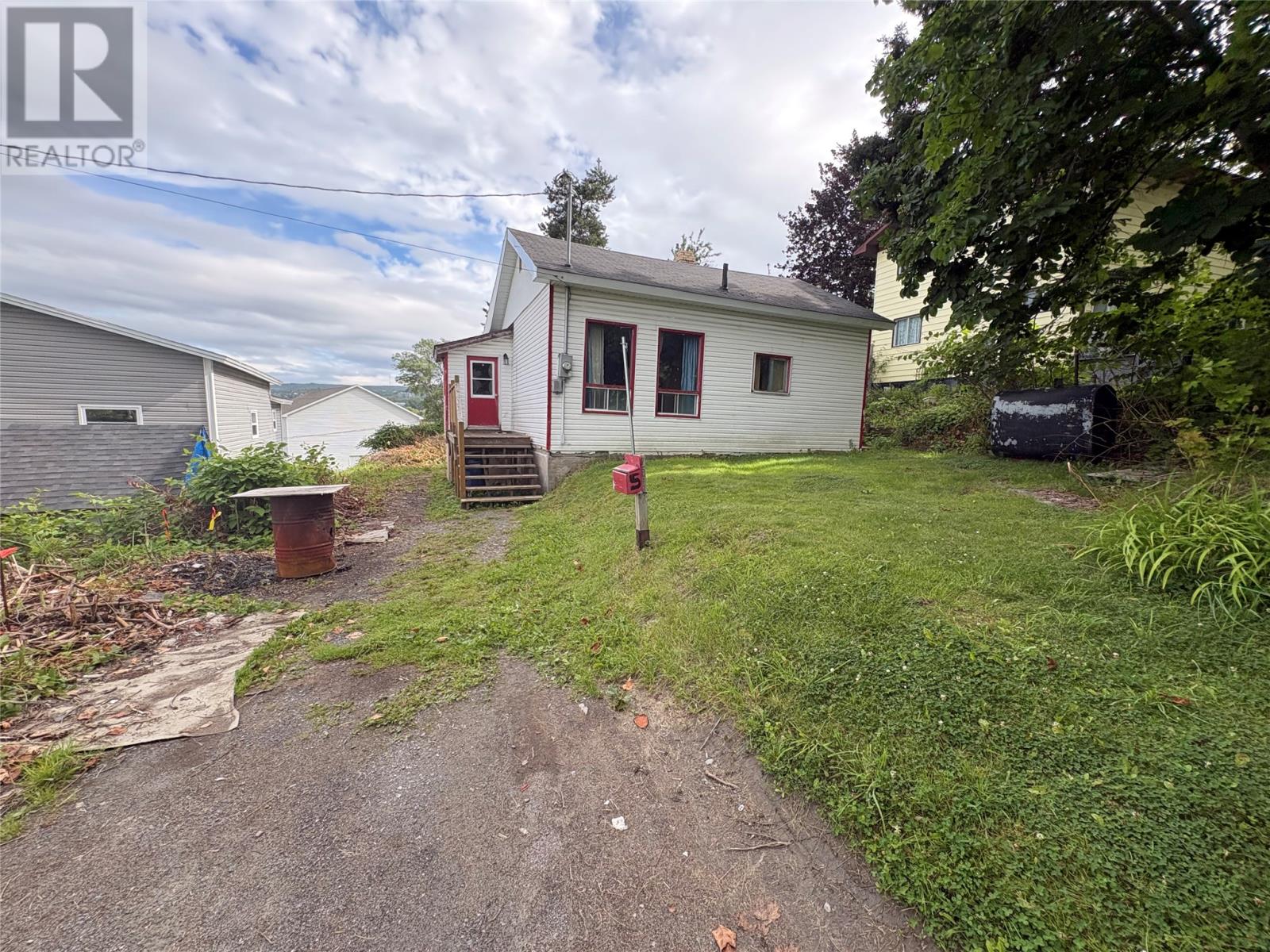 5 Watsons Road Property Photo 23