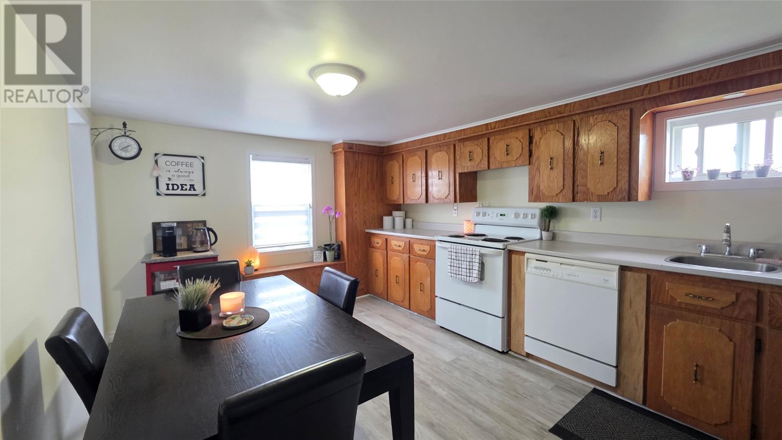 Main Street Property Photo 5