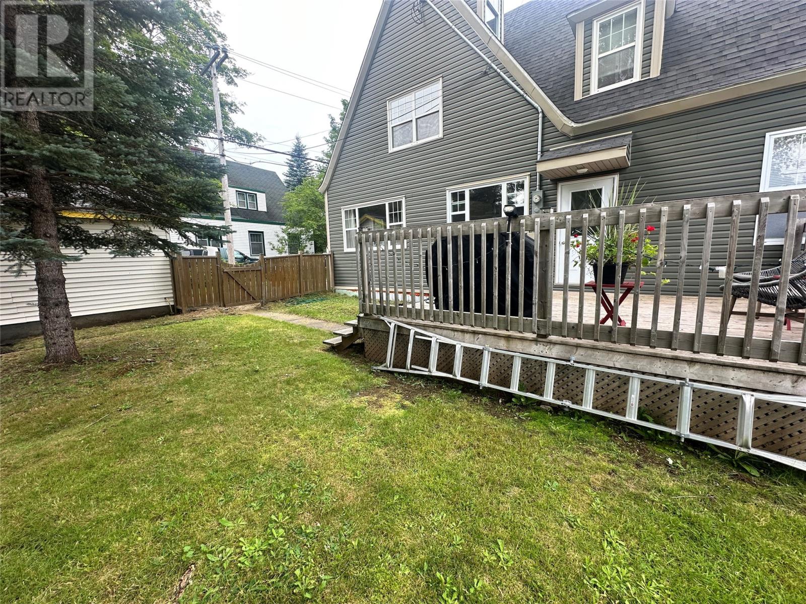 6 Hill Road Property Photo 6