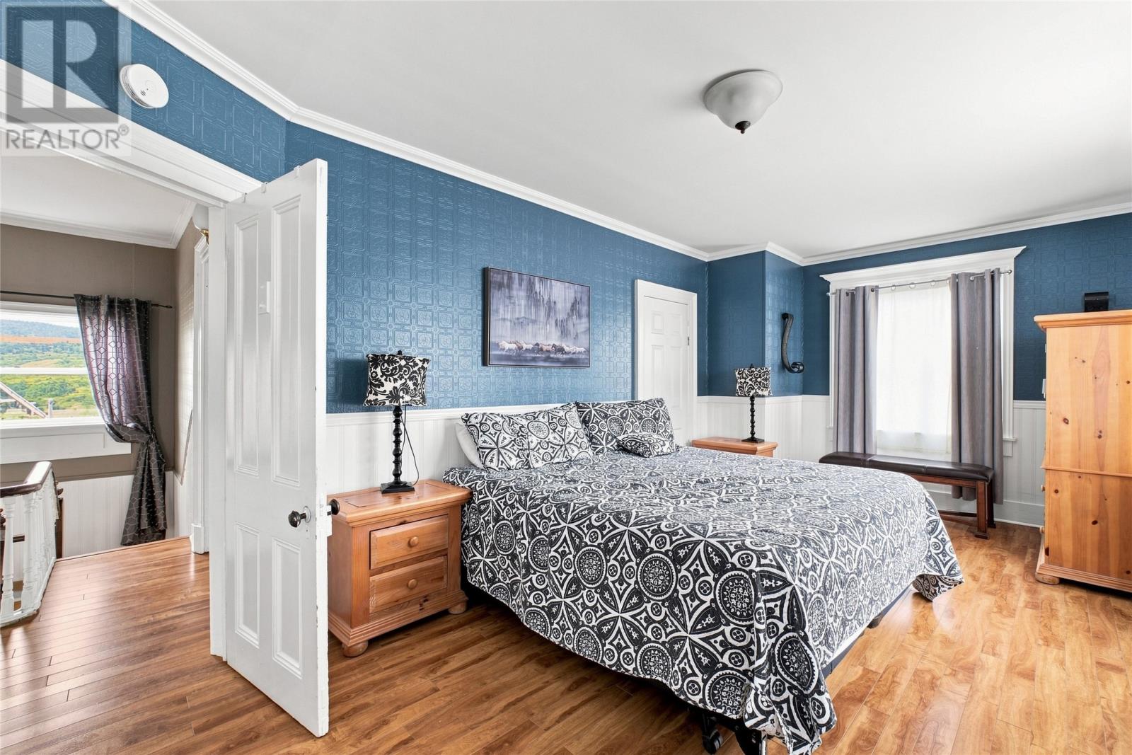 99 Cabot Street Property Photo 14