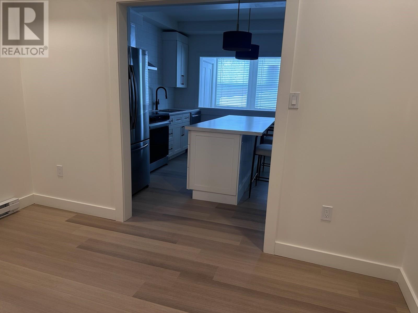 99 Cabot Street Property Photo 22