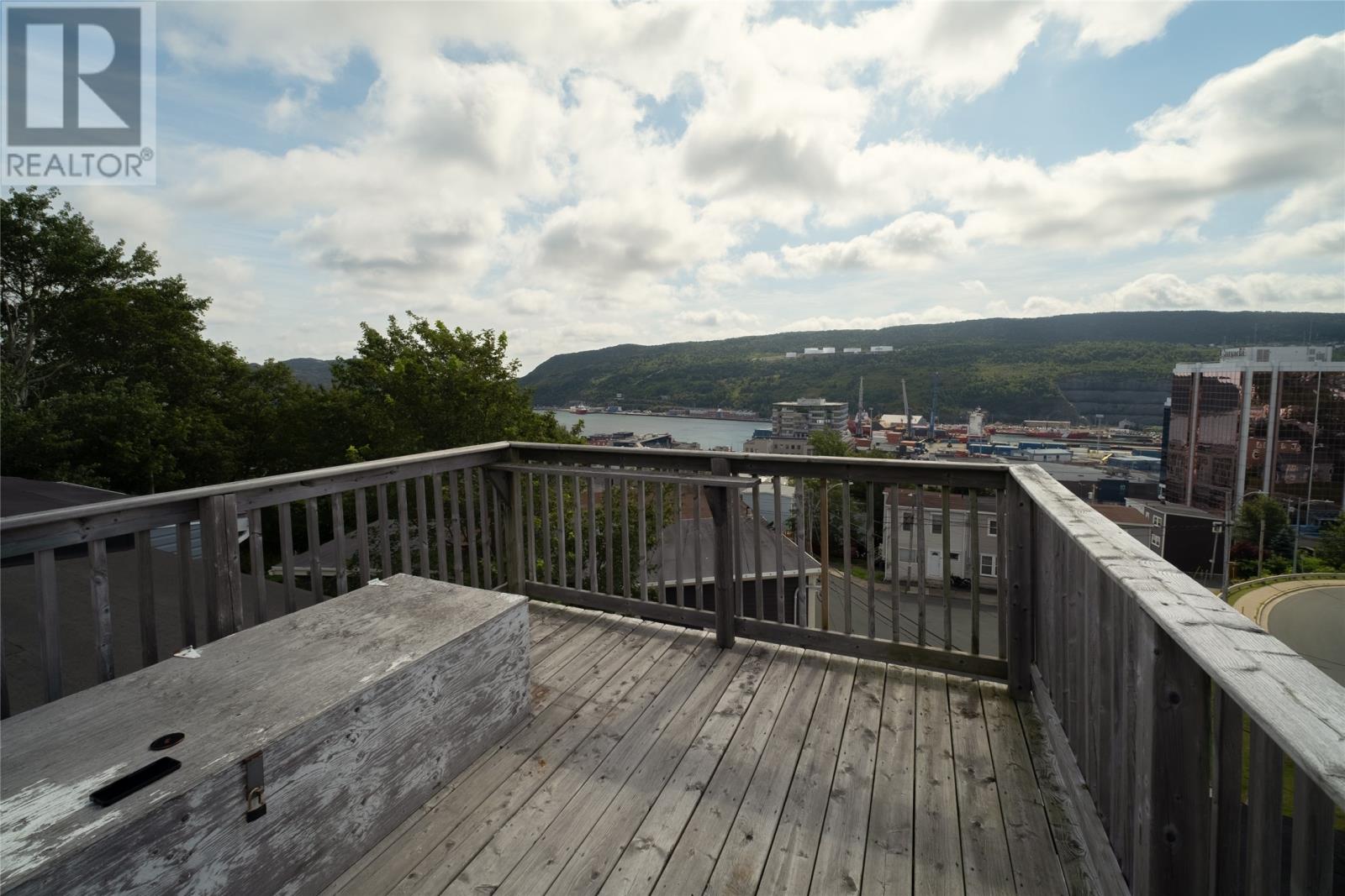 99 Cabot Street Property Photo 26