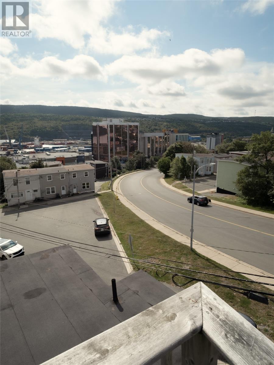99 Cabot Street Property Photo 29