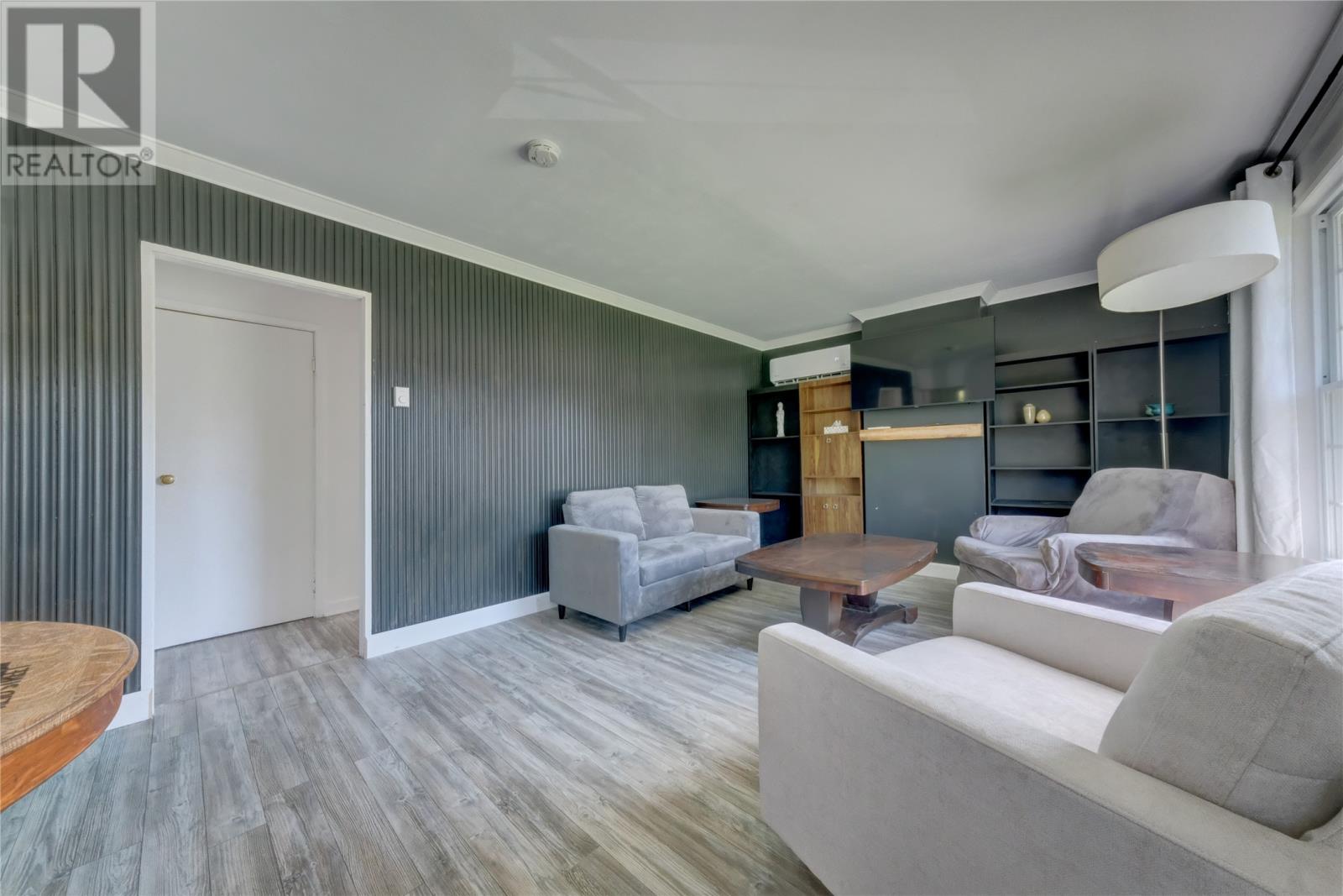 127 Reid Street Property Photo 5