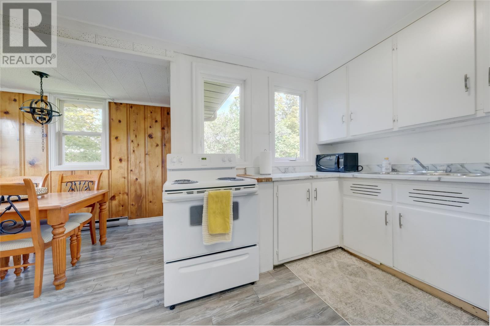 127 Reid Street Property Photo 8