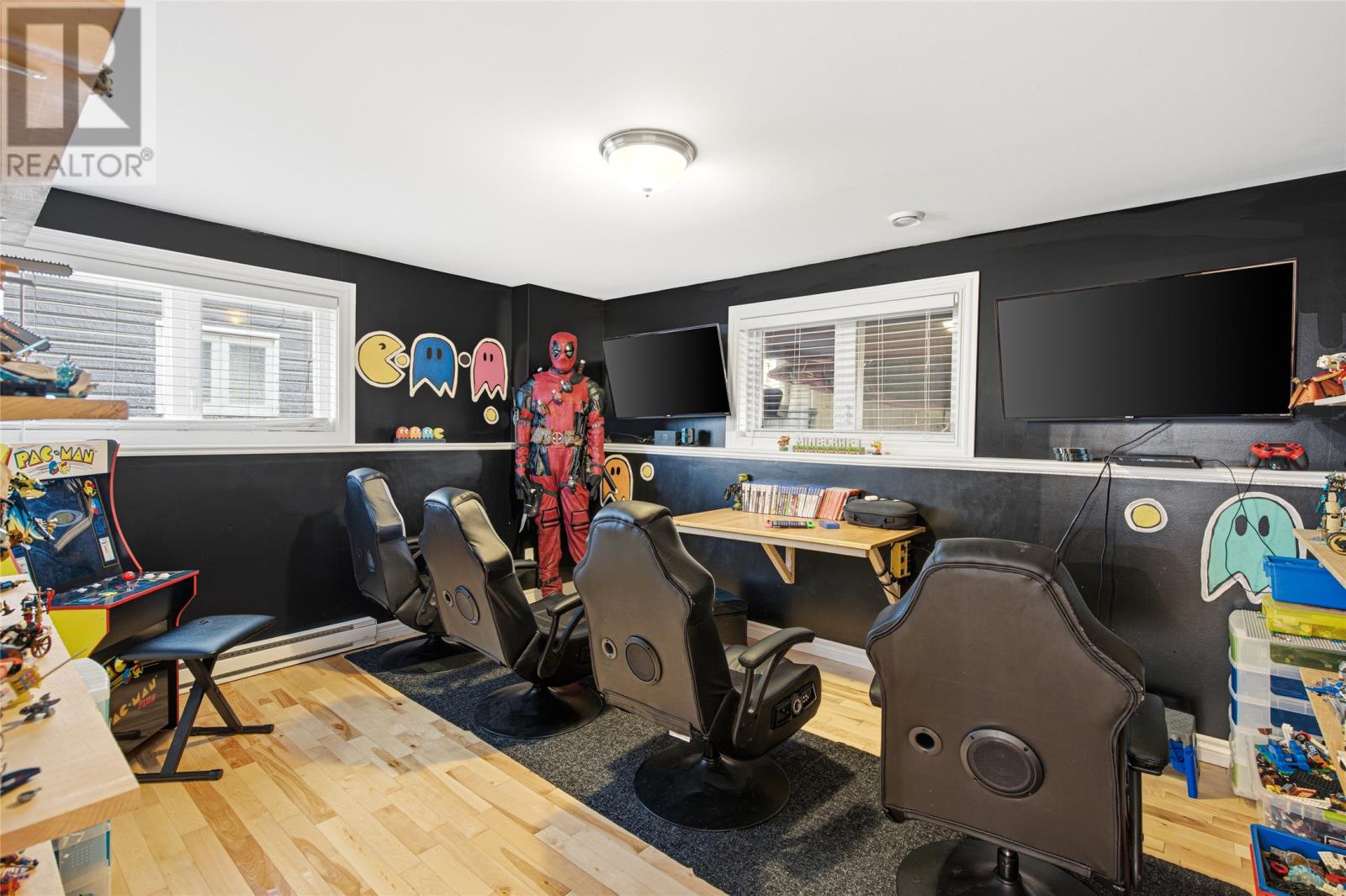 15 Aldergrove Place Property Photo 25