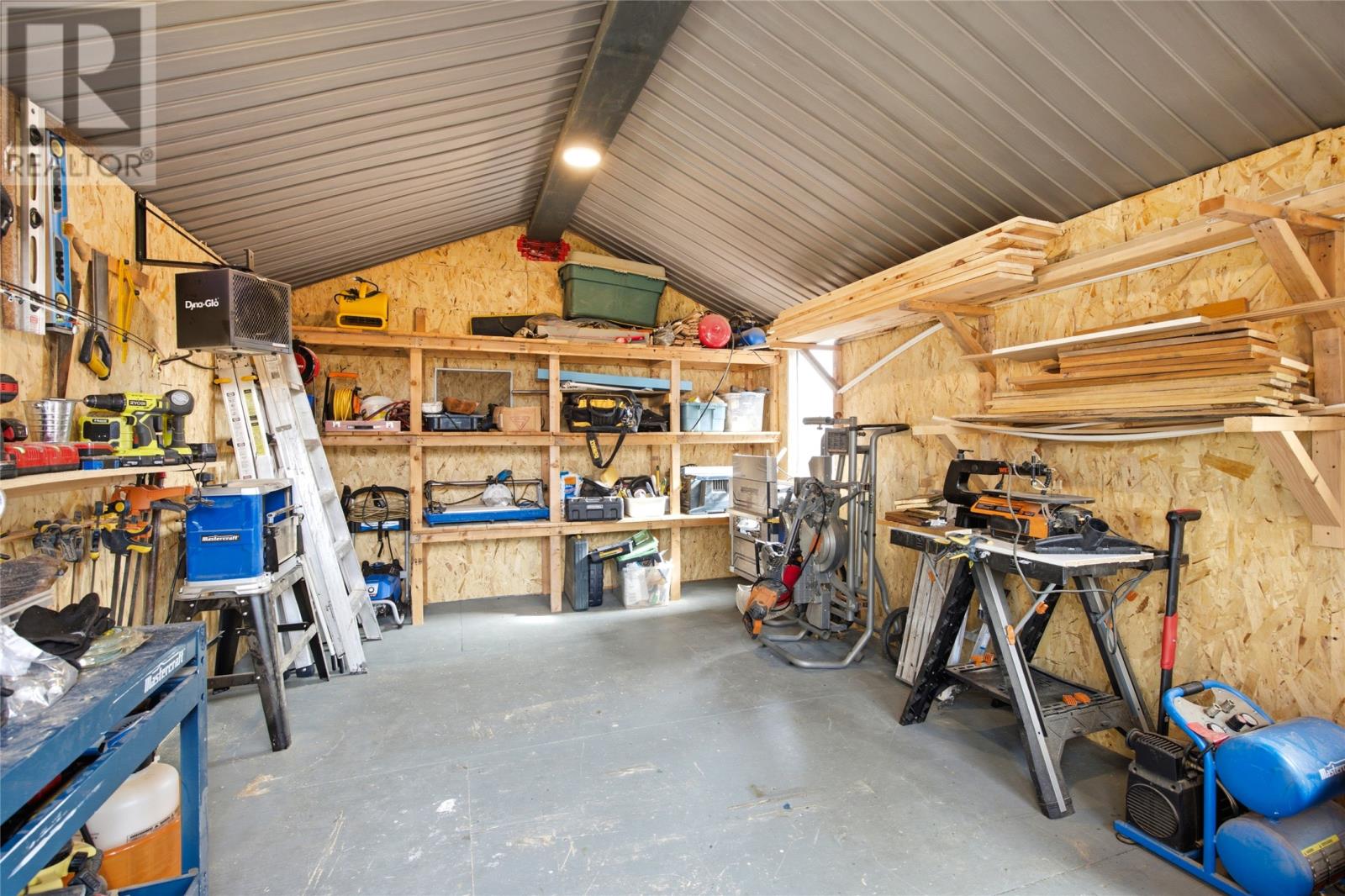 15 Aldergrove Place Property Photo 32