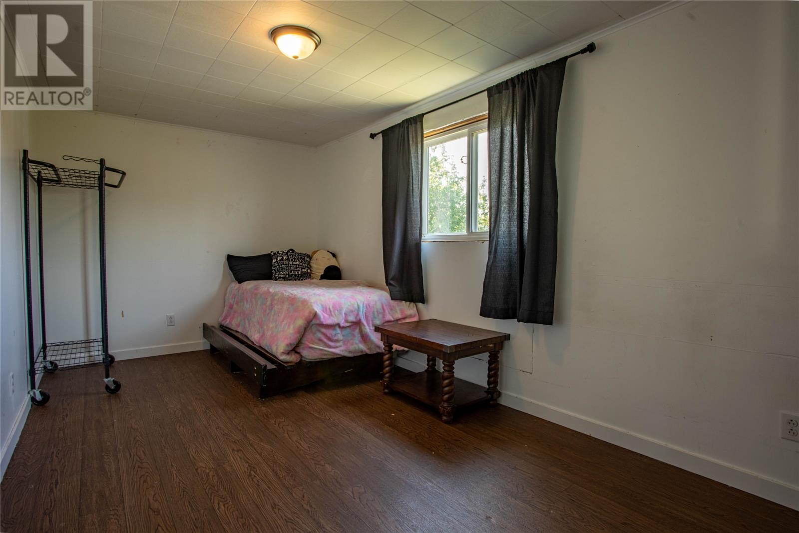 22 Irving Drive Property Photo 15