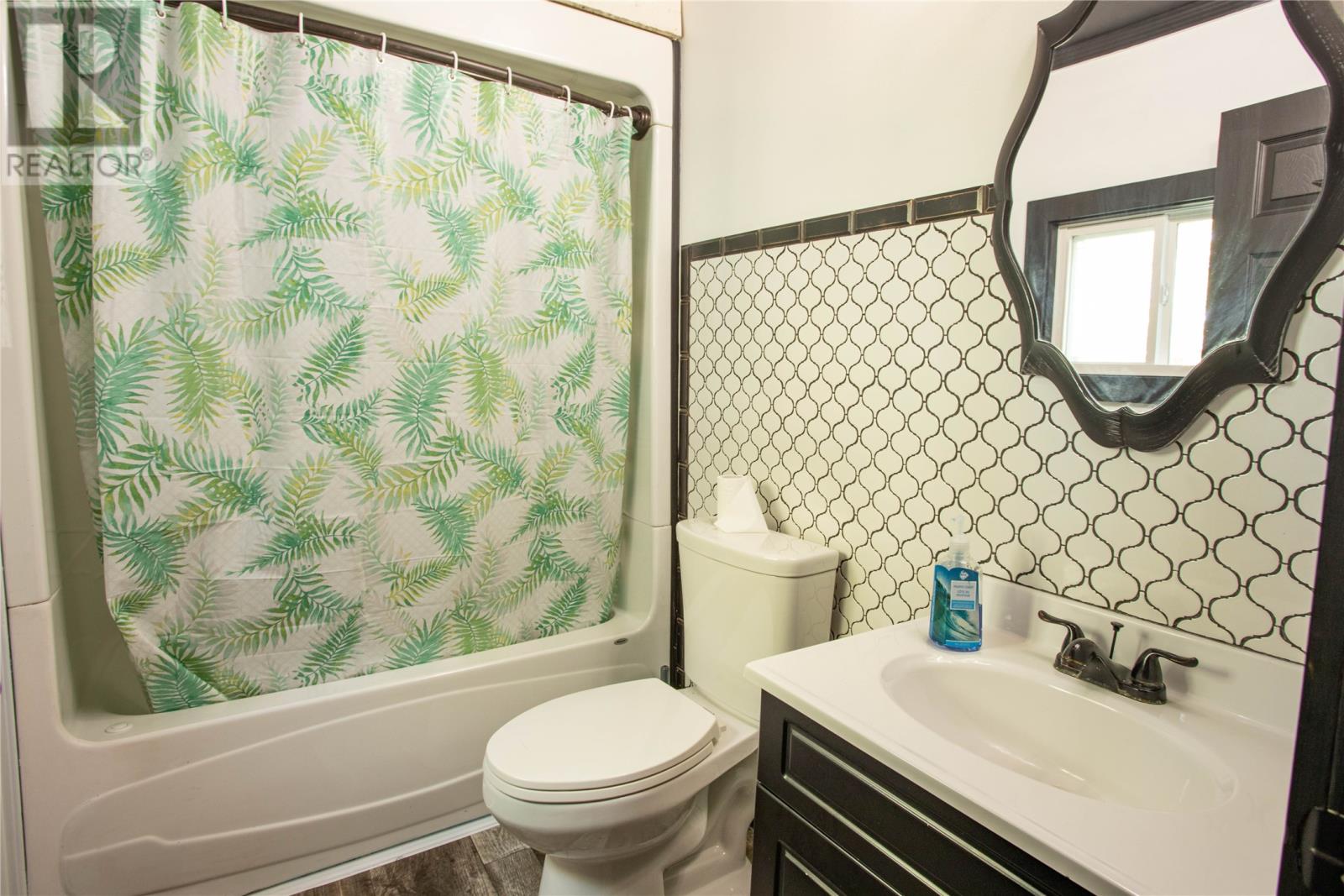 22 Irving Drive Property Photo 16