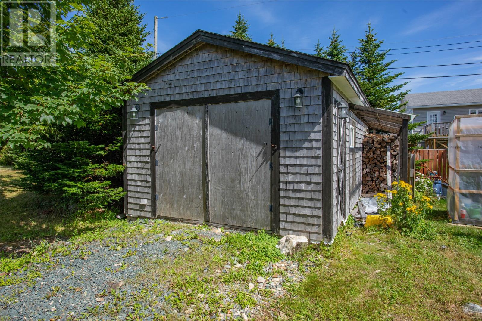 22 Irving Drive Property Photo 32