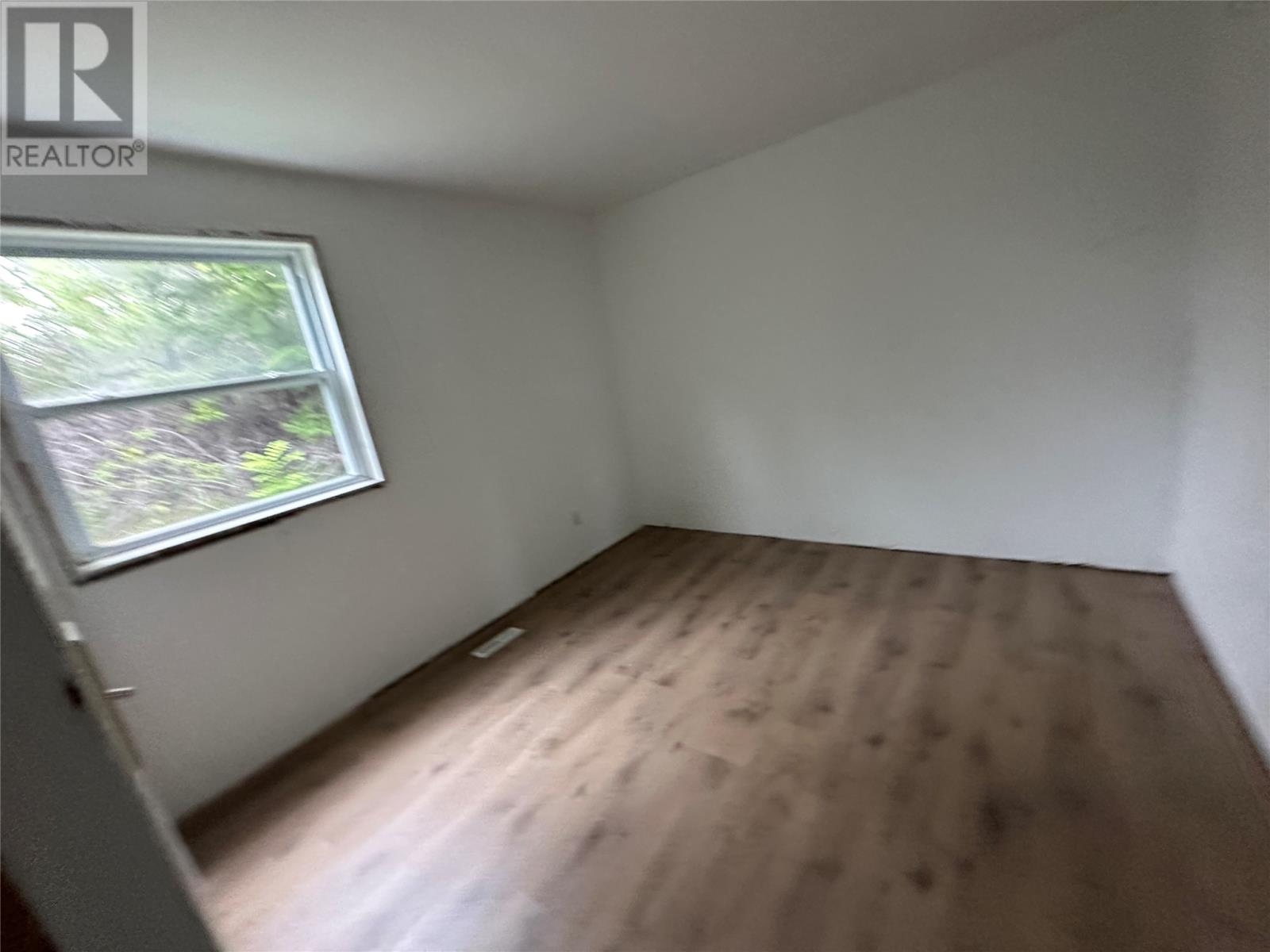950 Main Road Property Photo 15