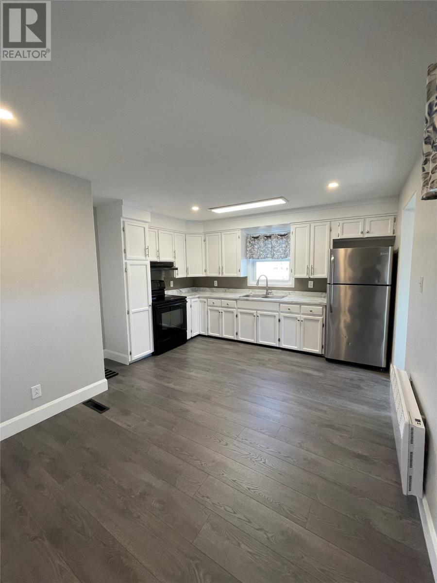 4 Bay Street Property Photo 6