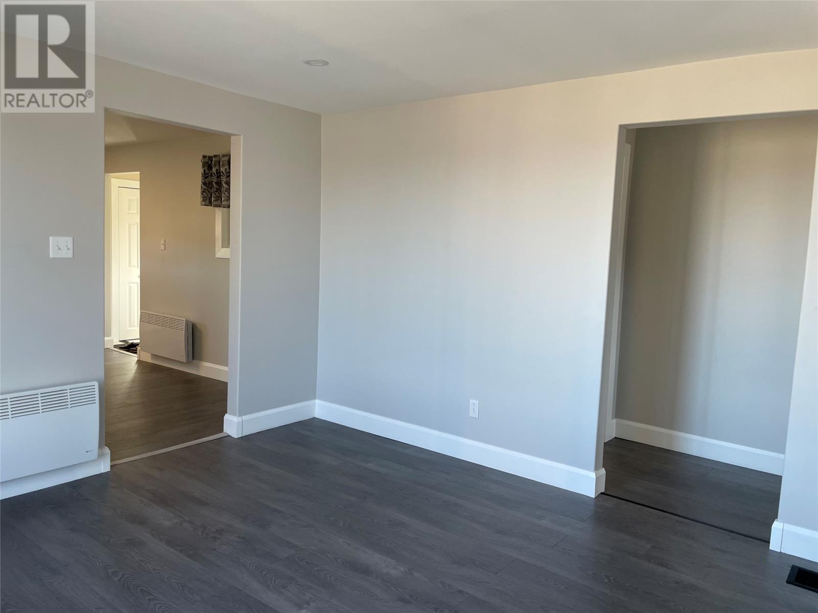 4 Bay Street Property Photo 18