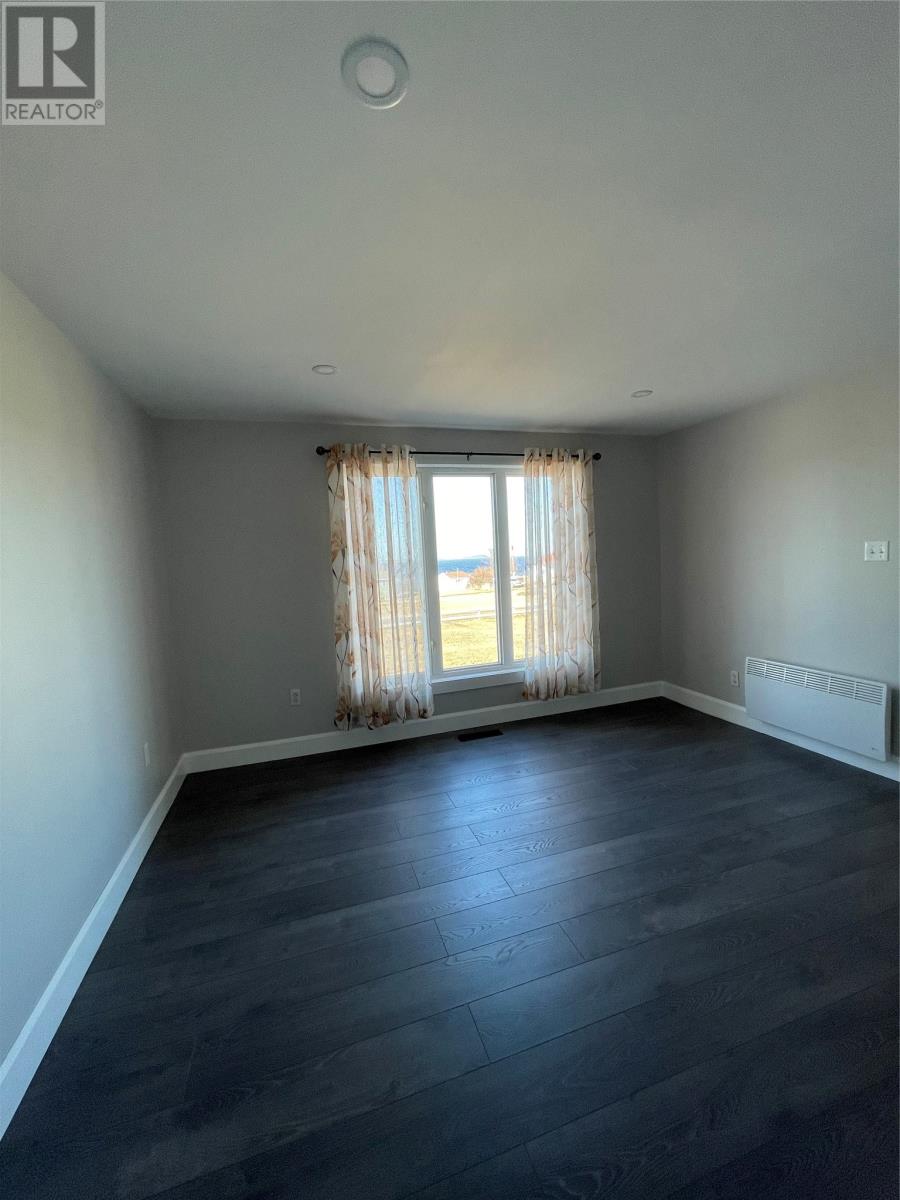 4 Bay Street Property Photo 19