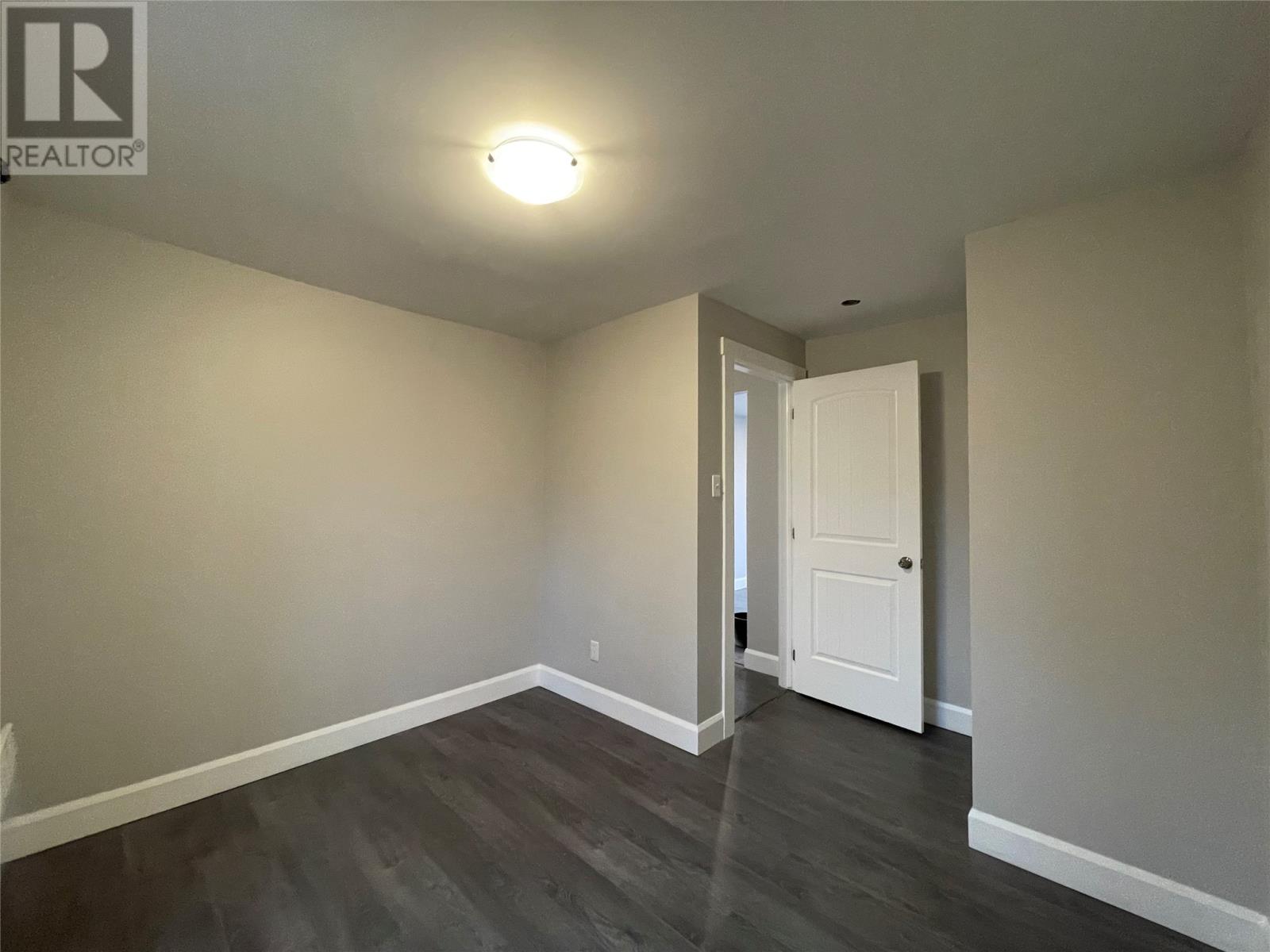 4 Bay Street Property Photo 22