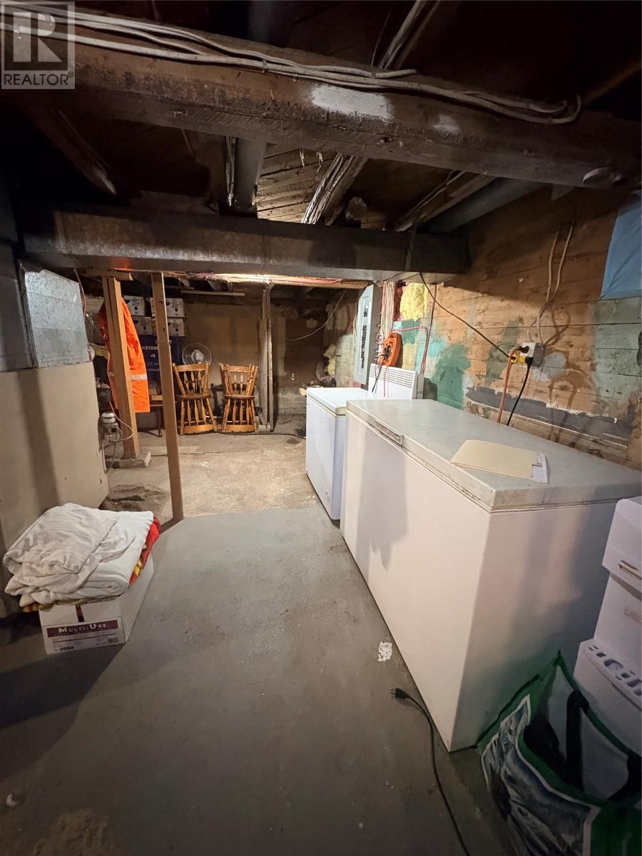 4 Bay Street Property Photo 28