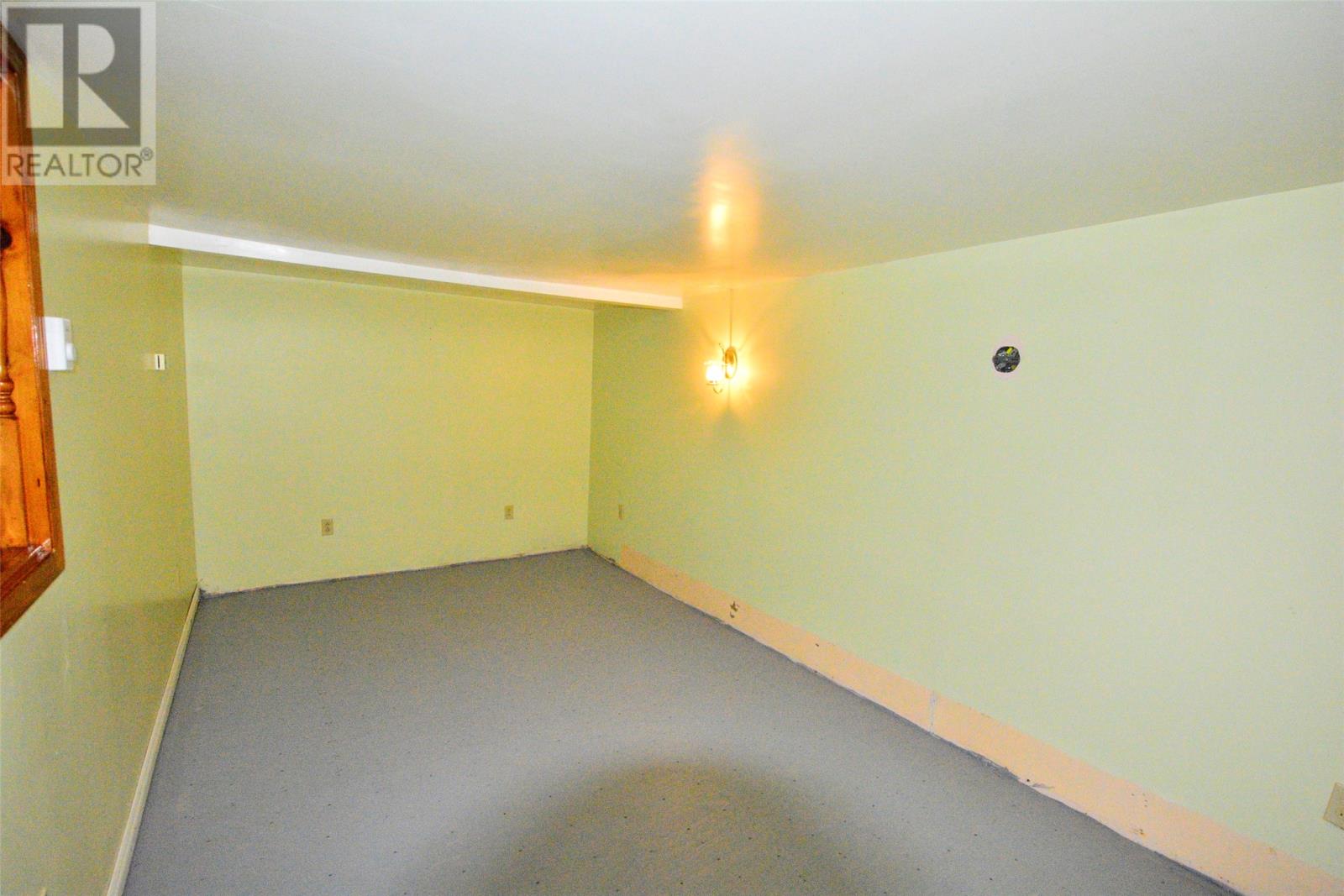 365 Water Street Property Photo 6