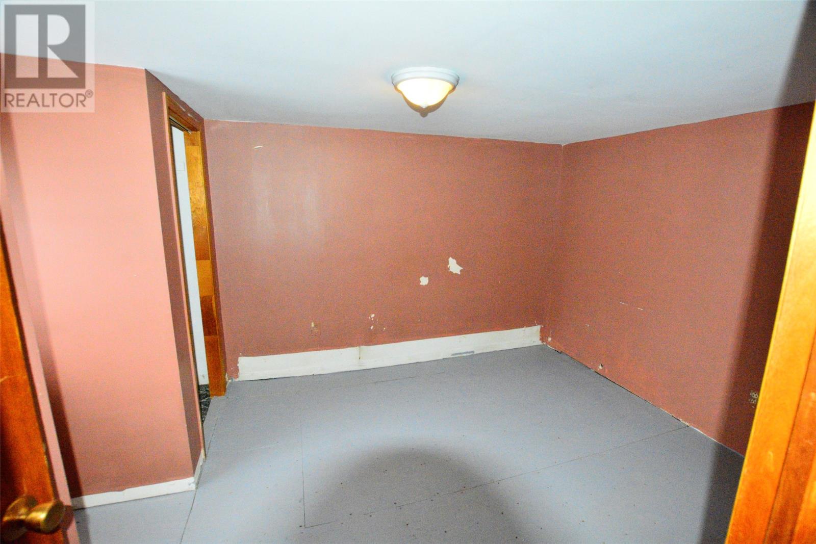 365 Water Street Property Photo 16